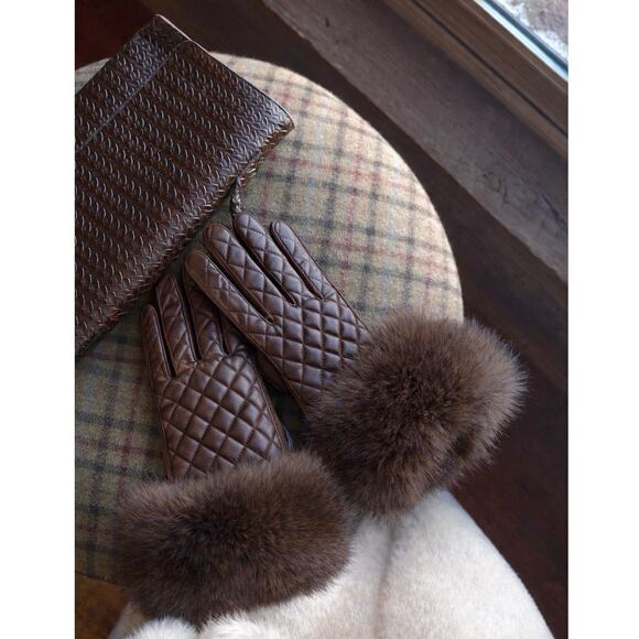 Modern Vintage Accessories - Quilted Lambskin Leather Gloves Genuine Fur Cuff Cashmere Lined Chocolate Brown